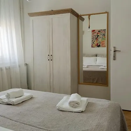 Jovanova Apartment *